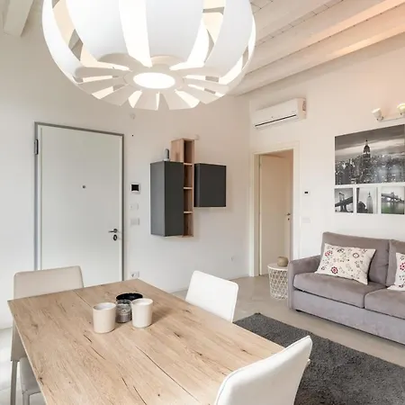 Apartment Corte Cappuccina 14 Elegant Con Parcheggio! *